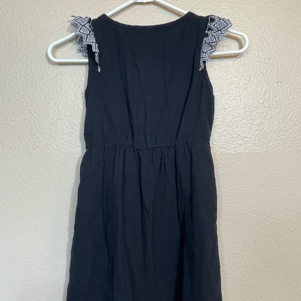 Old Navy Black Dress with Lace Accents girls small